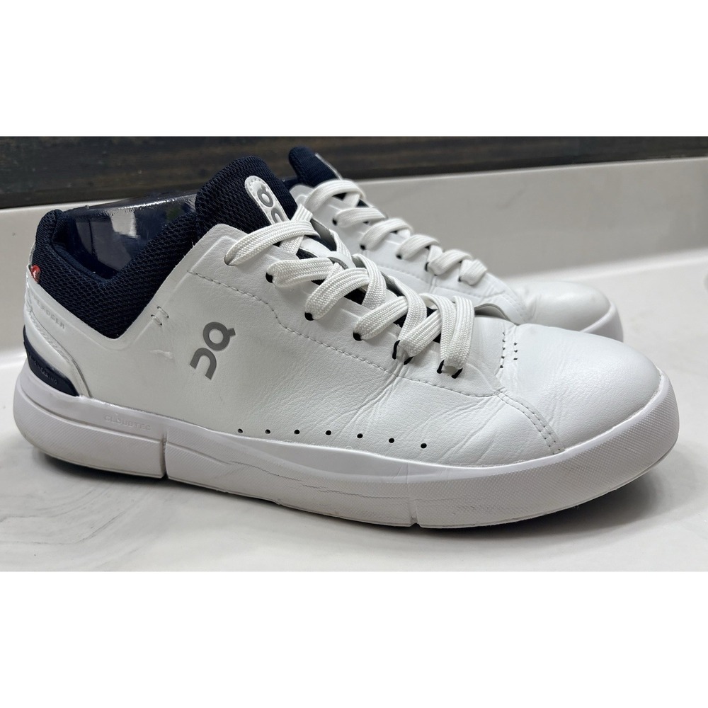 ON The Roger Advantage Size 9.5 White Midnight